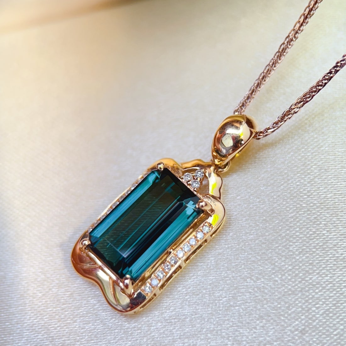 14k Gold 3.47 Ctw Natural Tourmaline & Diamond Pendant( Without Chain ) - 3