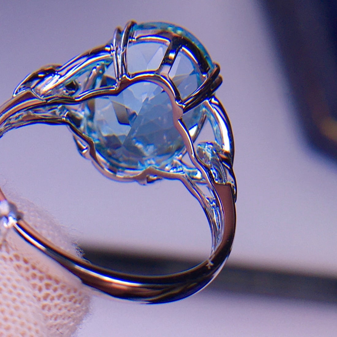 14k Gold 6.1 Ct Natural Aquamarine & Diamond Ring - 6