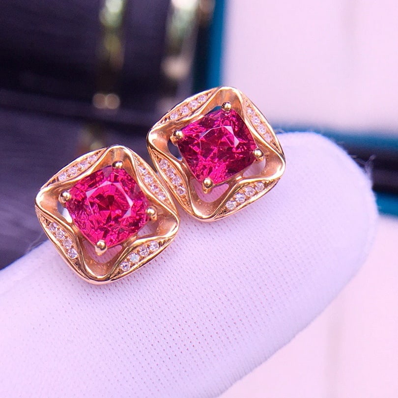 14k Gold 2.1 Ct Natural Spinel & Diamond Earrings - 2
