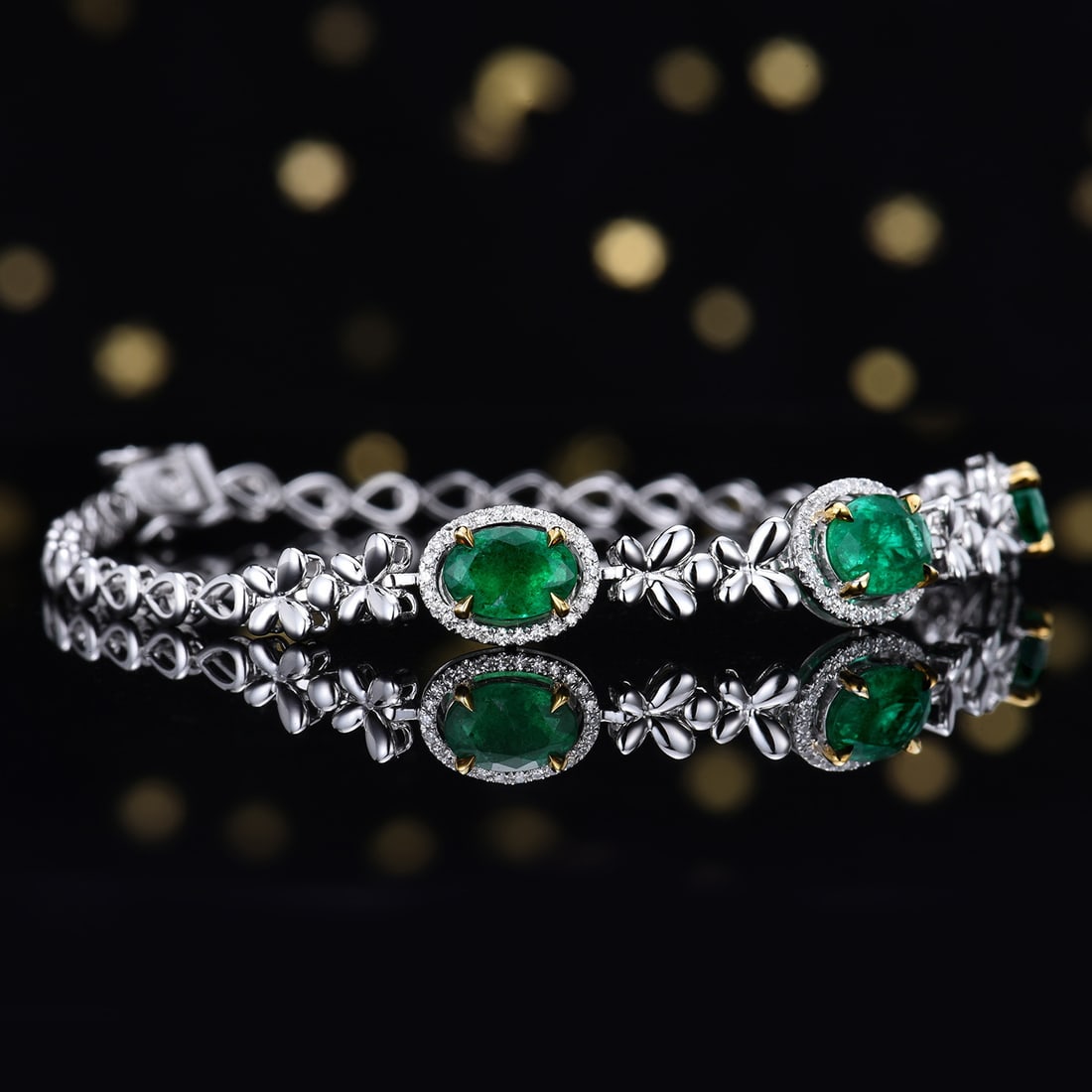 14k Gold 2.69 Ctw Natural Emerald & Diamond Bracelet - 3