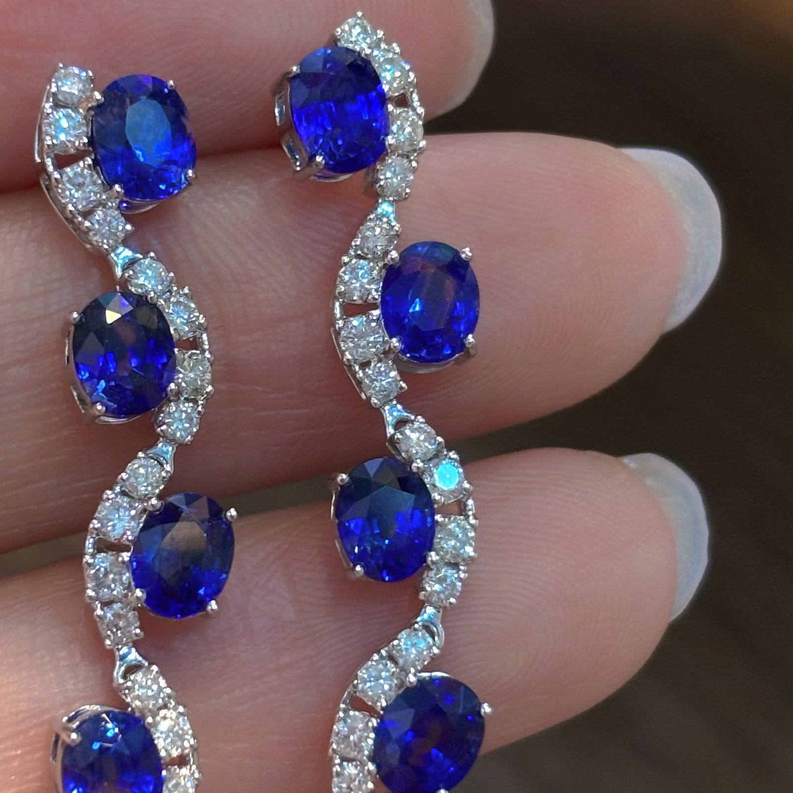 14k Gold 4.5 Ct Natural Sapphire & Diamond Earrings - 3
