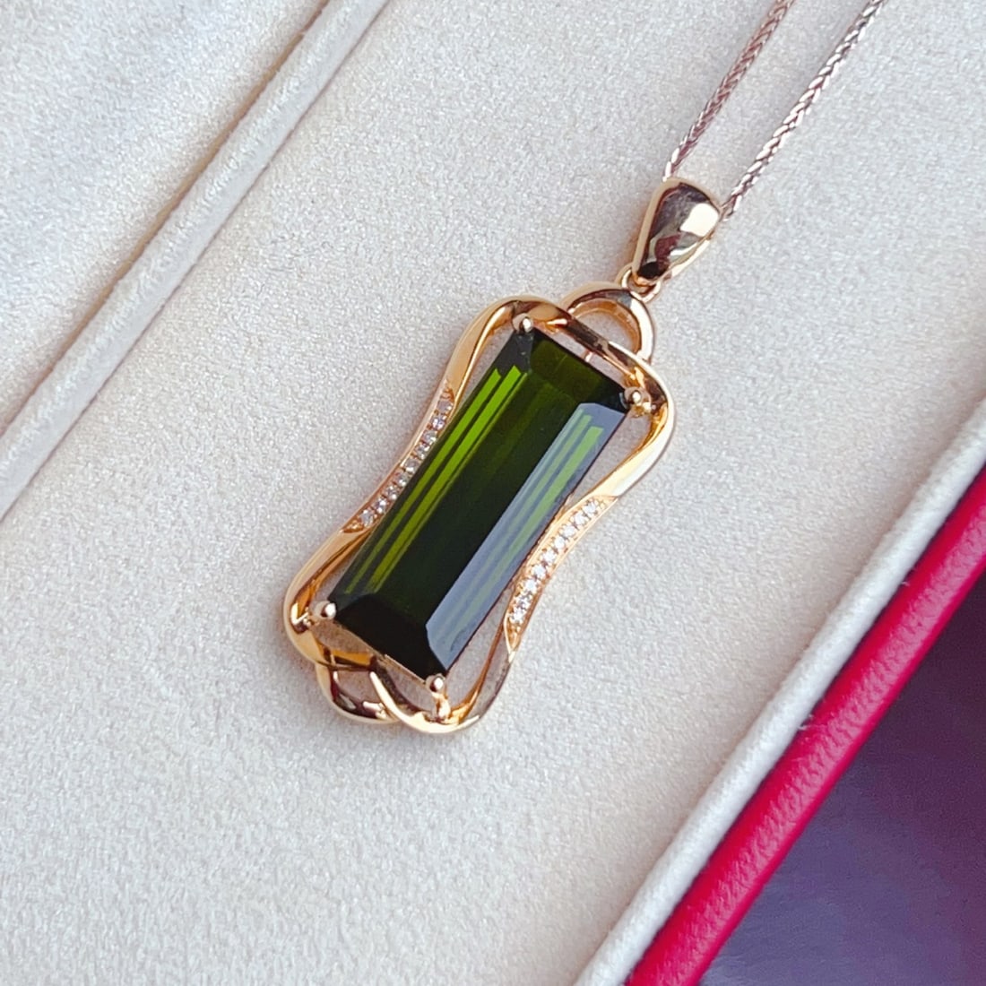 14k Gold 7.85 Ctw Natural Tourmaline & Diamond Pendant( Without Chain ) - 4