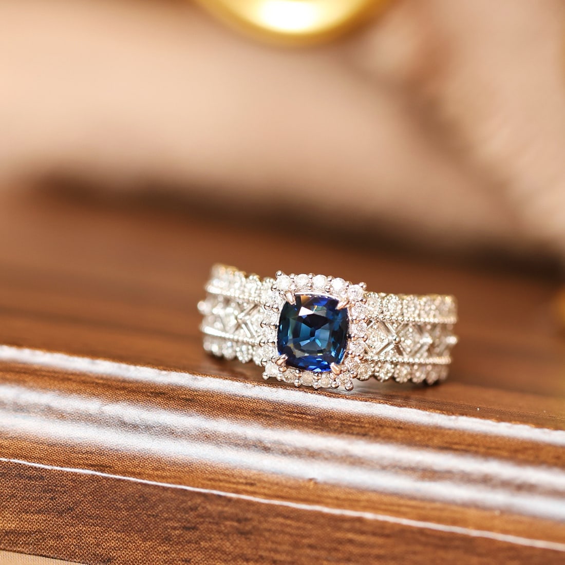 14k Gold 1.72 Ctw Natural Sapphire & Diamond Ring - 6