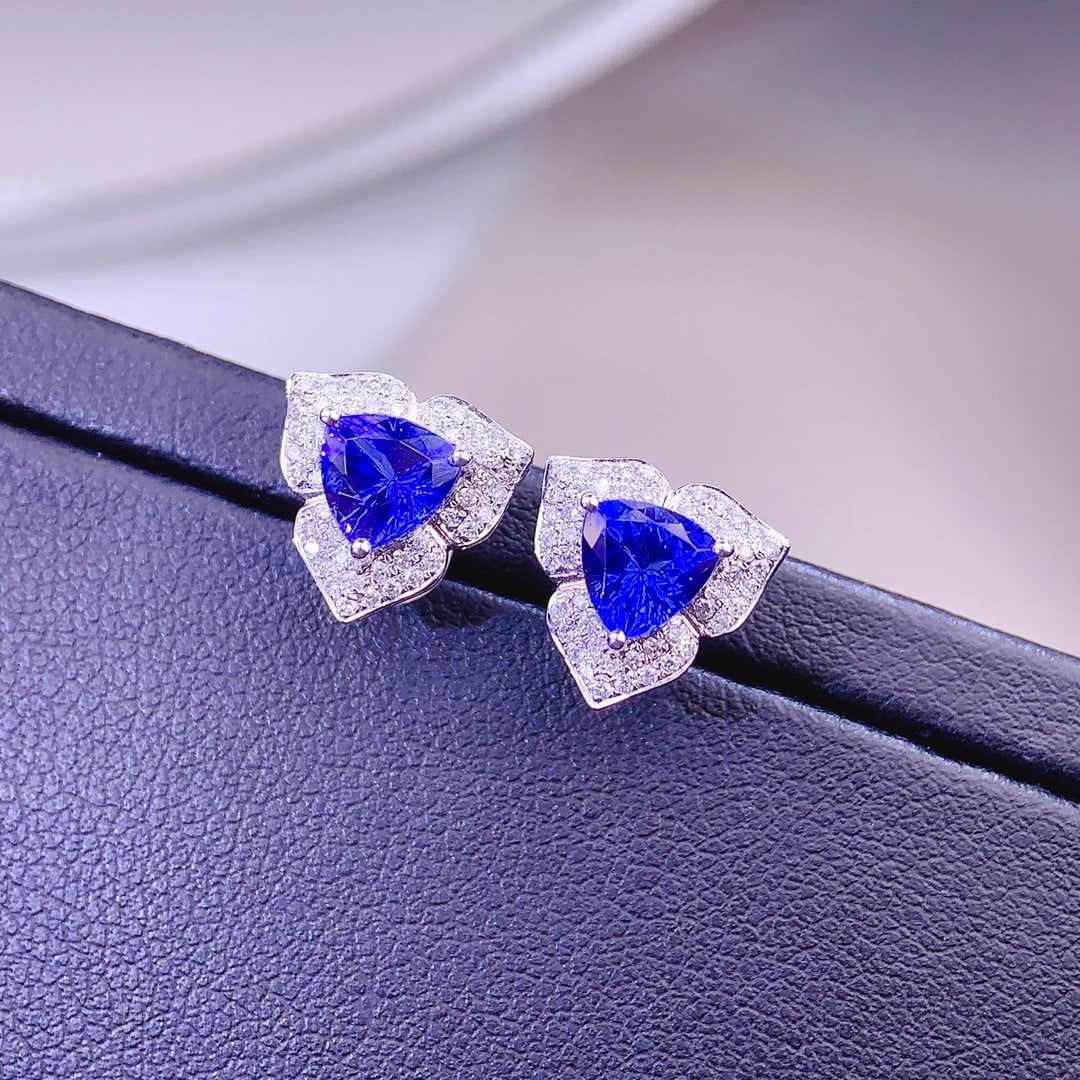 14k Gold 2.18 Ct Natural Tanzanite & Diamond Earrings - 5