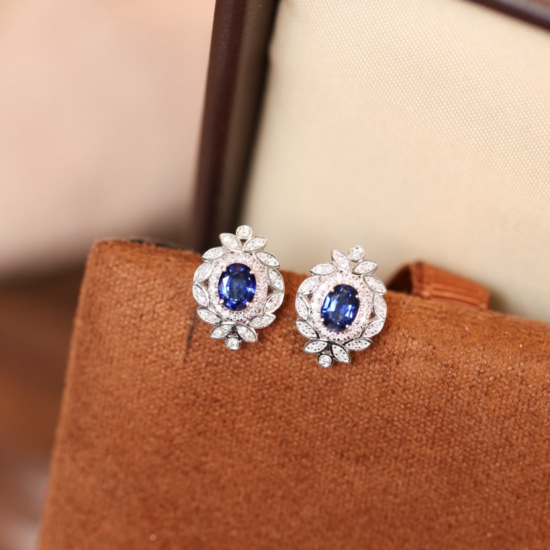 14k Gold 0.92 Ctw Natural Sapphire & Diamond Earrings - 2