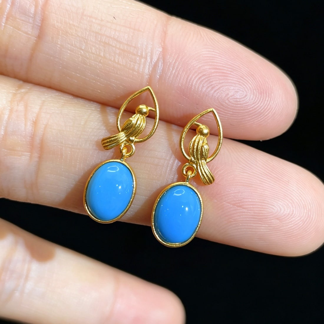 14k Gold 2.25 Ct Natural Blue Turquoise Earrings - 3