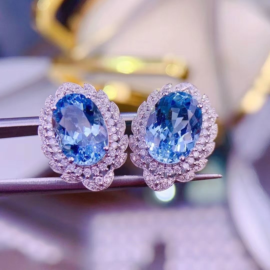 14k Gold 6.3 Ct Natural Aquamarine & Diamond Earrings - 4