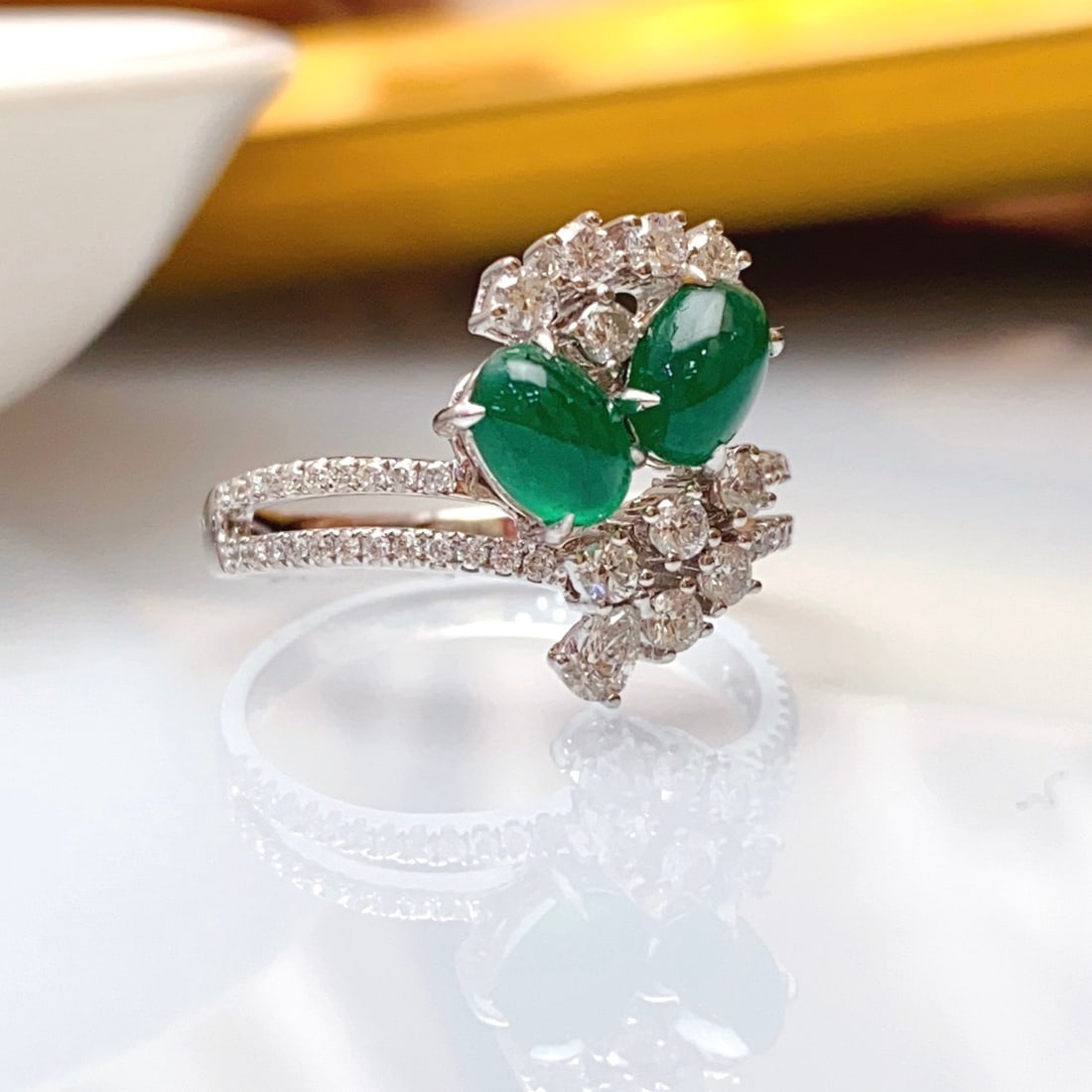 14k Gold 1.50 Ct Natural Emerald & Diamond Ring - 2