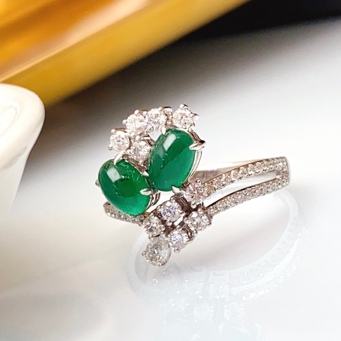 14k Gold 1.50 Ct Natural Emerald & Diamond Ring - 6