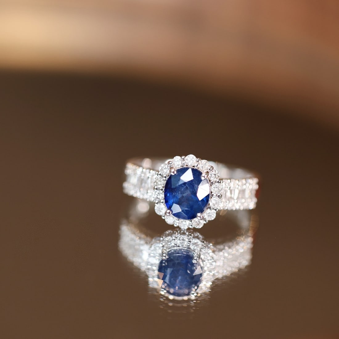 14k Gold 2.52 Ctw Natural Sapphire & Diamond Ring: Ref:231156407 // gold content:14k gold // ring size:7. 25us // // main gemstone:sapphire // shape:oval // carat weight:1. 92ct // color:blue // treatment:natural // // adjacent gemstone 2 : diamond //