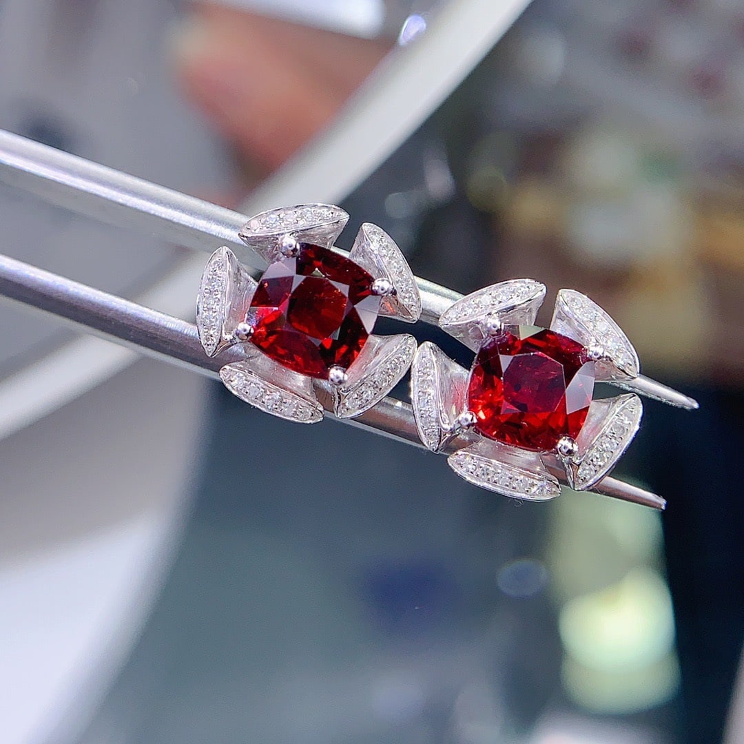 14k Gold 3 Ct Natural Spinel & Diamond Earrings - 4