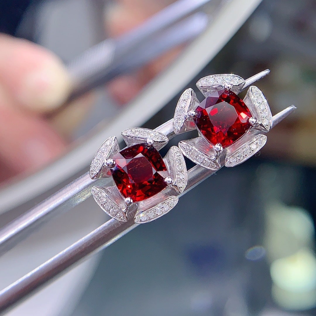 14k Gold 3 Ct Natural Spinel & Diamond Earrings - 5