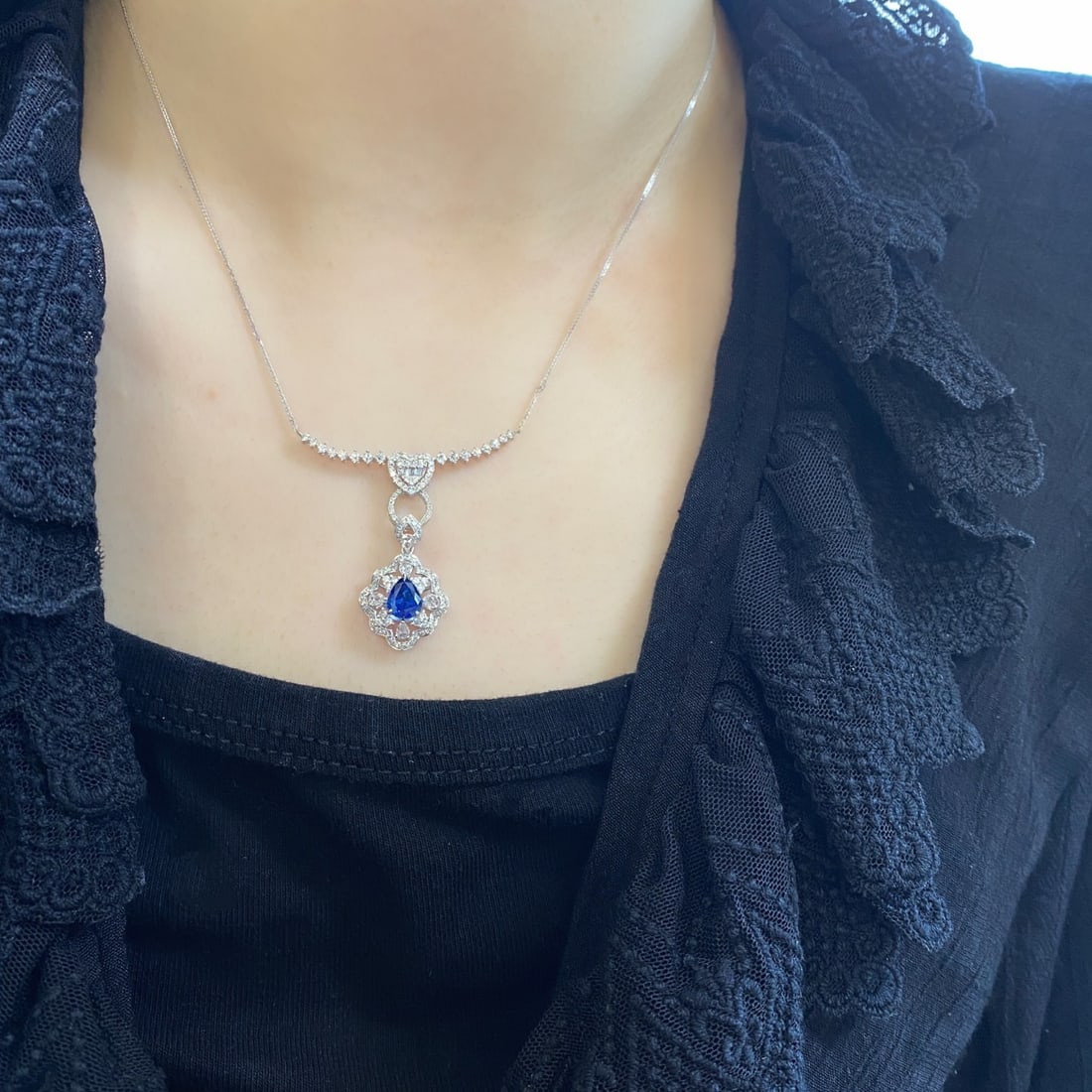 14k Gold 2.46 Ctw Natural Sapphire & Diamond Necklace - 4