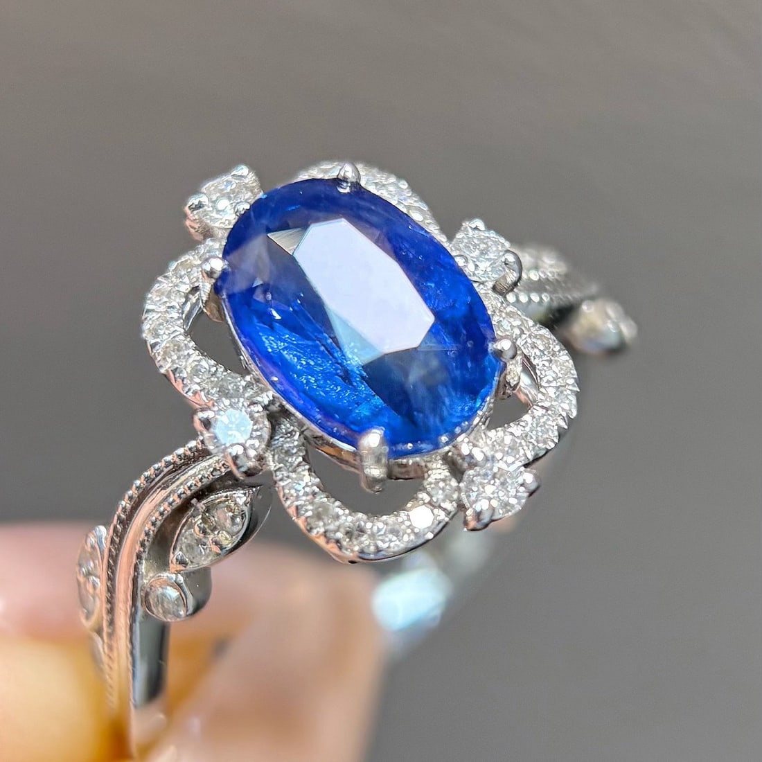 14k Gold 2.40 Ctw Natural Sapphire & Diamond Ring - 2