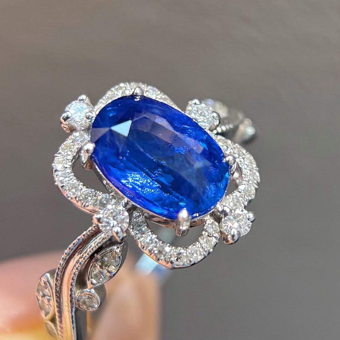 14k Gold 2.40 Ctw Natural Sapphire & Diamond Ring - 3