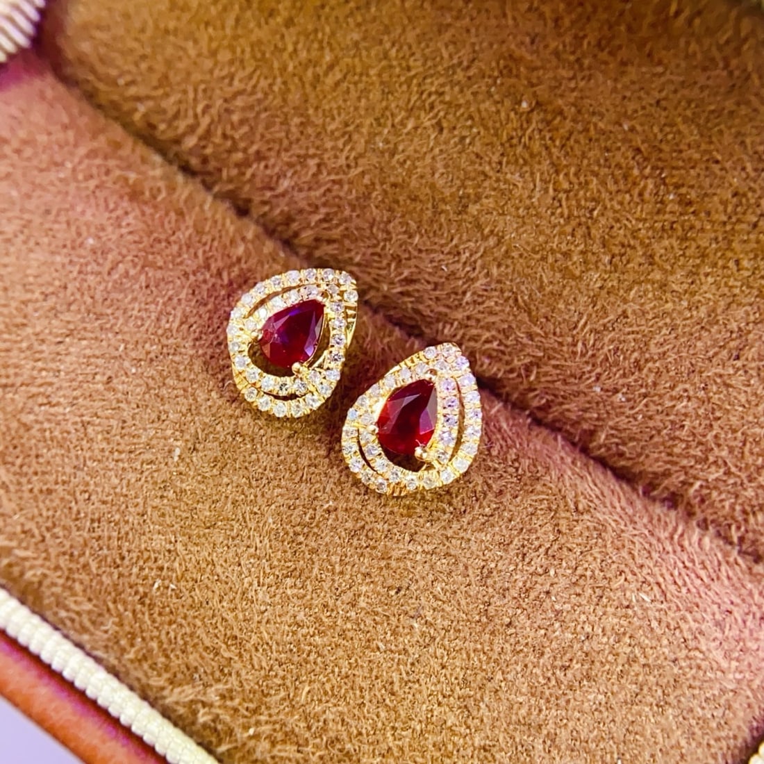 14k Gold 0.44 Ct Natural Ruby & Diamond Earrings - 4