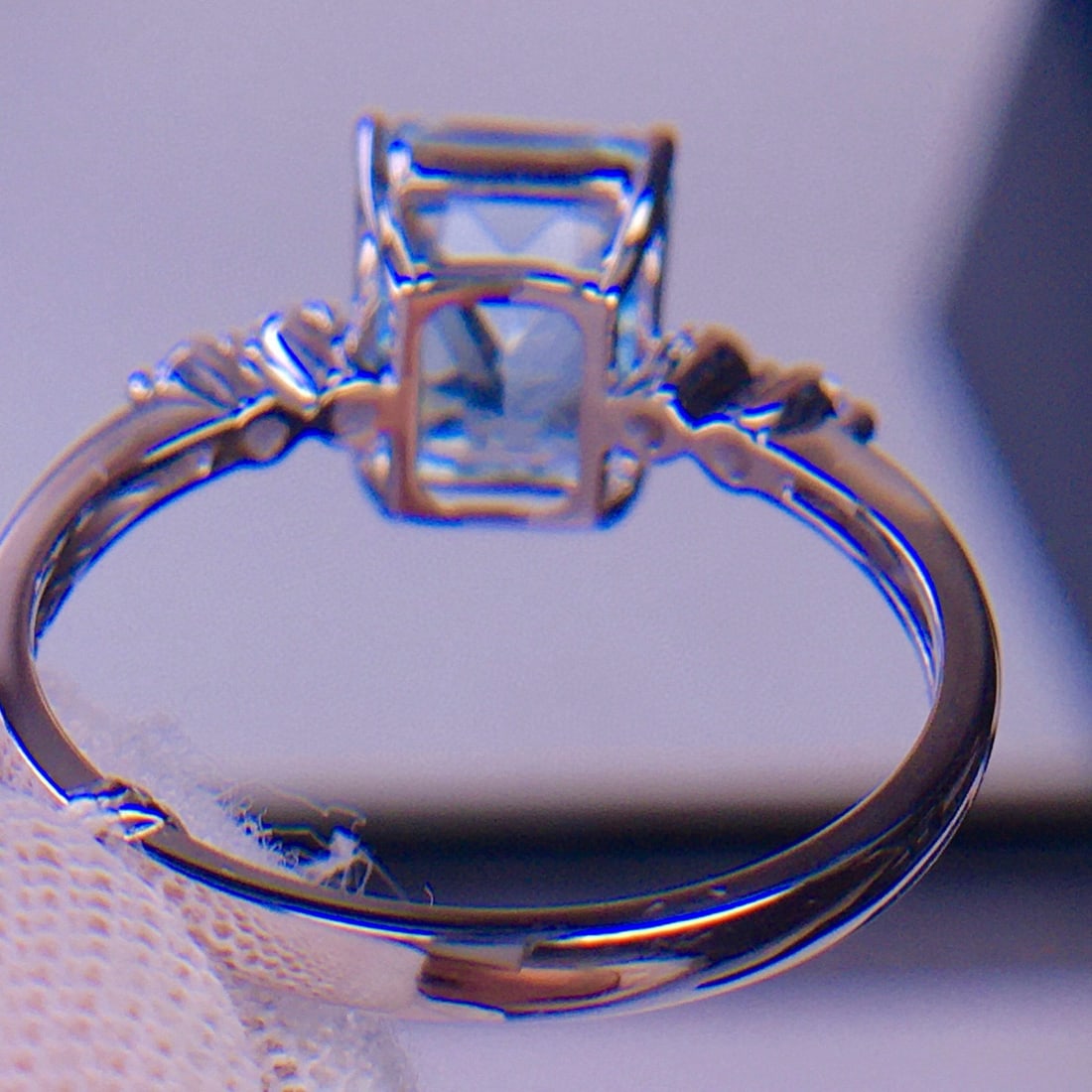 14k Gold 2.6 Ct Natural Aquamarine & Diamond Ring - 7