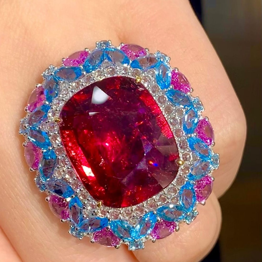 14k Gold 14.02 Ct Natural Tourmaline & Diamond & Coloured Gemstone Ring: Ref:231157020 // gold content:14k gold // ring size:7. 25us // // main gemstone:tourmaline // shape:cushion // carat weight:14. 02ct // color:rubellite // treatment:natural // // adjacent gemstone 2