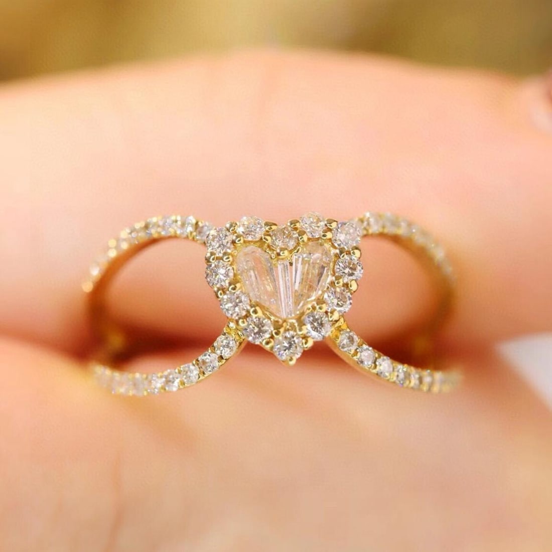 14k Gold 0.6 Ct Natural H Diamond Ring - 6