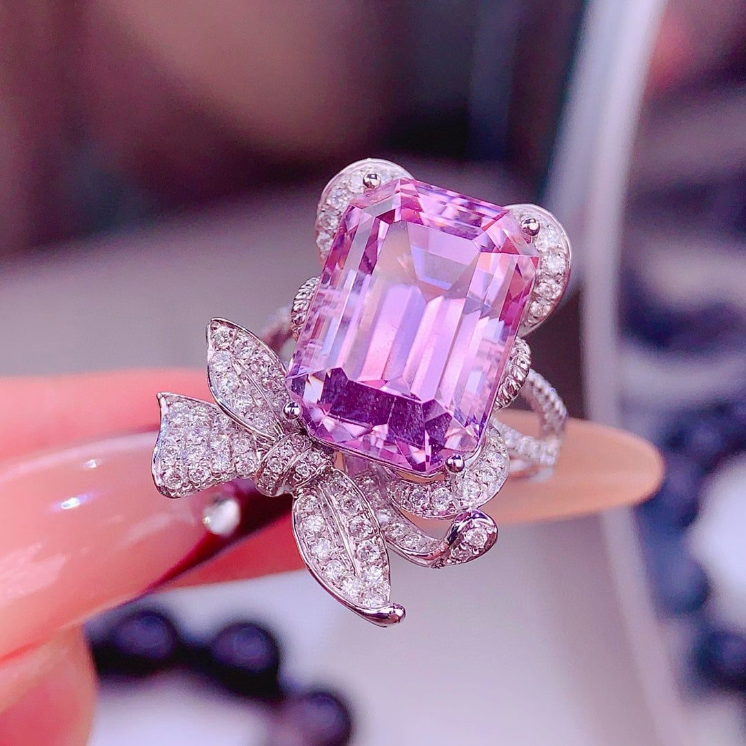 14k Gold 14.5 Ct Natural Kunzite & Diamond Ring - 3