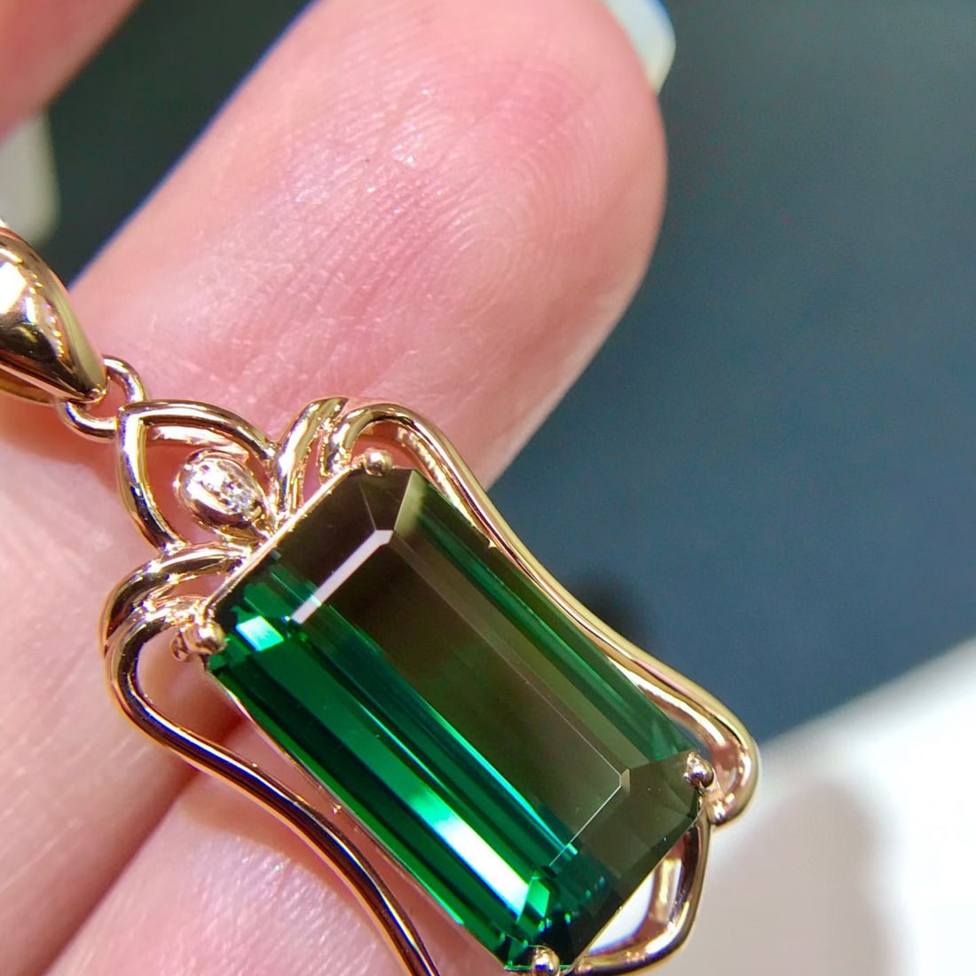 14k Gold 3.5 Ct Natural Tourmaline & Diamond Pendant( Without Chain ) - 2