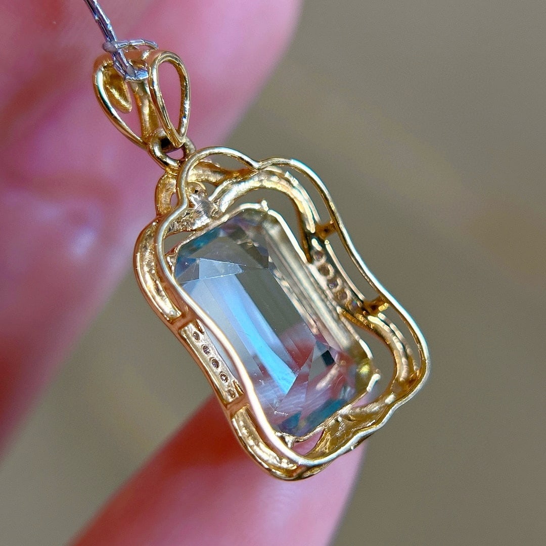 14k Gold 4.10 Ct Natural Aquamarine & Diamond Pendant( Without Chain ) - 2