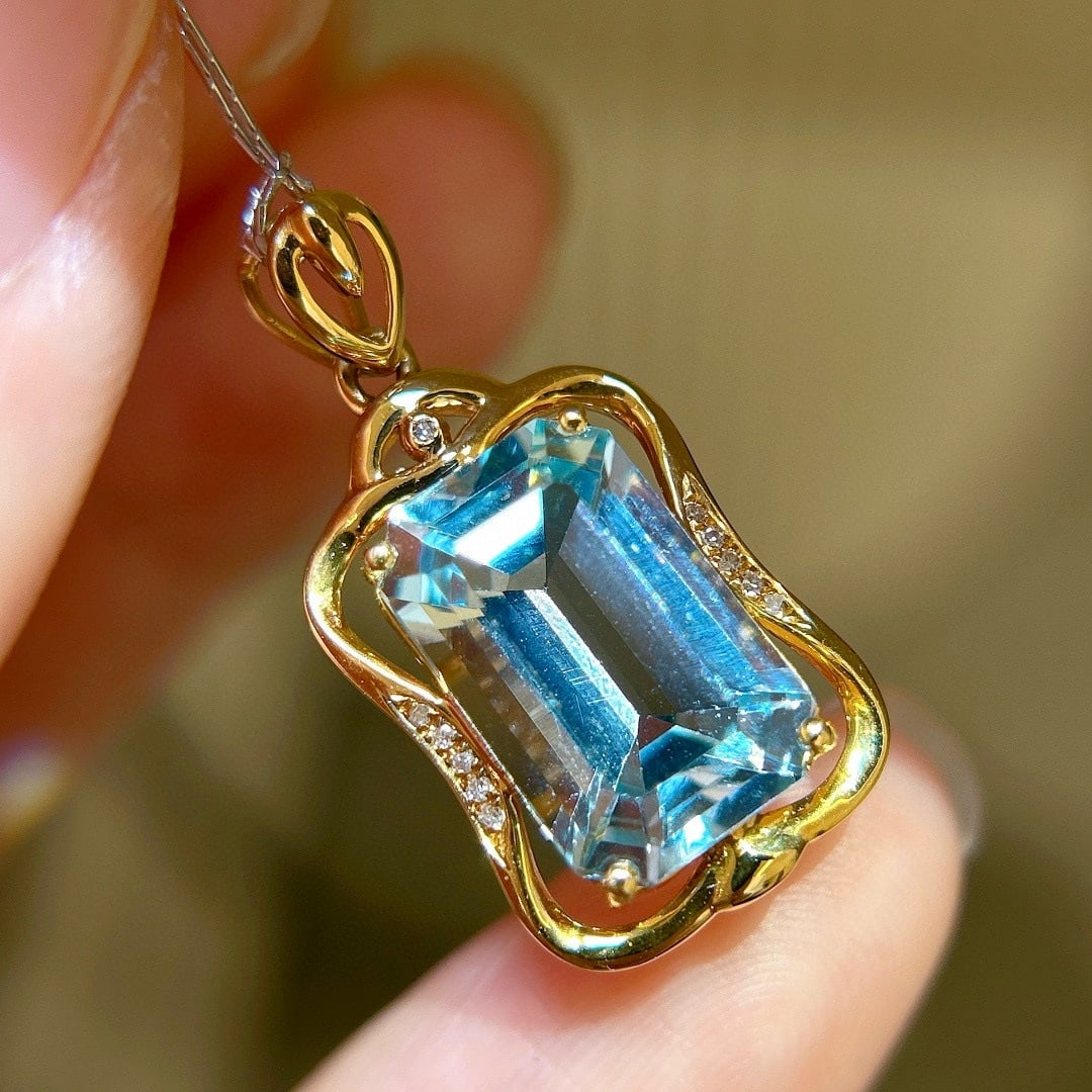 14k Gold 4.10 Ct Natural Aquamarine & Diamond Pendant( Without Chain ) - 5