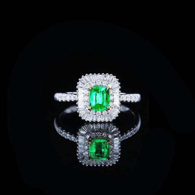 14k Gold 0.97 Ctw Natural Emerald & Diamond Ring: Ref:231157120 // gold content:14k gold // ring size:7. 25us // // main gemstone:emerald // shape:cushion // carat weight:0. 42ct // color:green // treatment:natural // // adjacent gemstone 2 : diamond