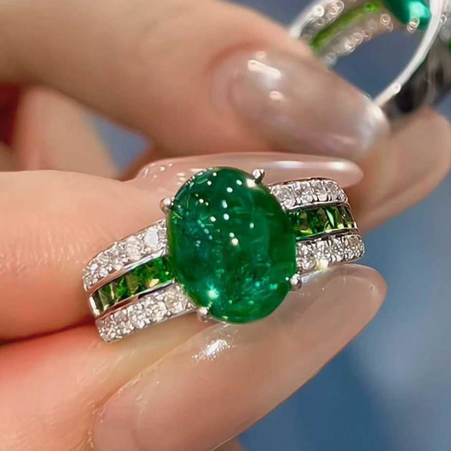 14k Gold 4.5 Ct Natural Emerald & Diamond Ring: Ref:231157128 // gold content:14k gold // ring size:7. 25us // // main gemstone:emerald // shape:oval // carat weight:4. 5ct // color:green // treatment:natural // // adjacent gemstone 2 : diamond // 