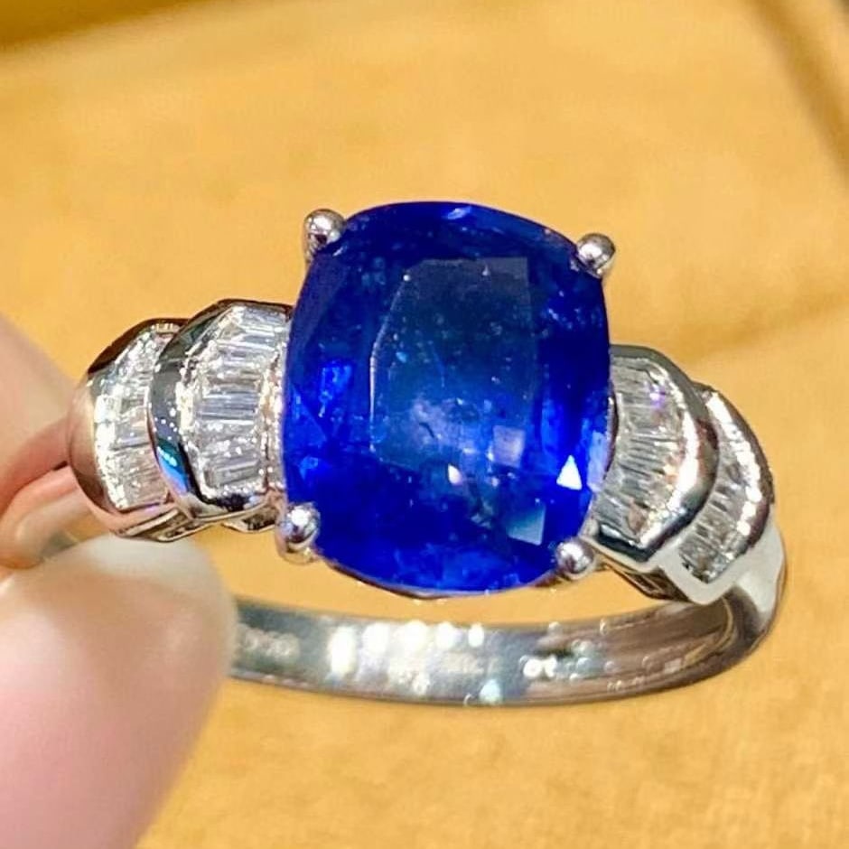 14k Gold 2.8 Ct Natural Sapphire & Diamond Ring - 3