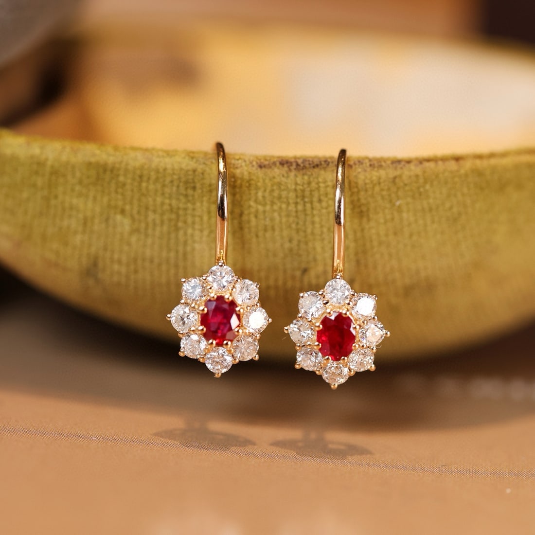 14k Gold 1.32 Ctw Natural Ruby & Diamond Earrings: Ref:231157168 // gold content:14k gold // main gemstone:ruby // shape:oval // carat weight:0. 52ct // color:red // treatment:natural // // adjacent gemstone 2 : diamond // shape:round // carat weight: