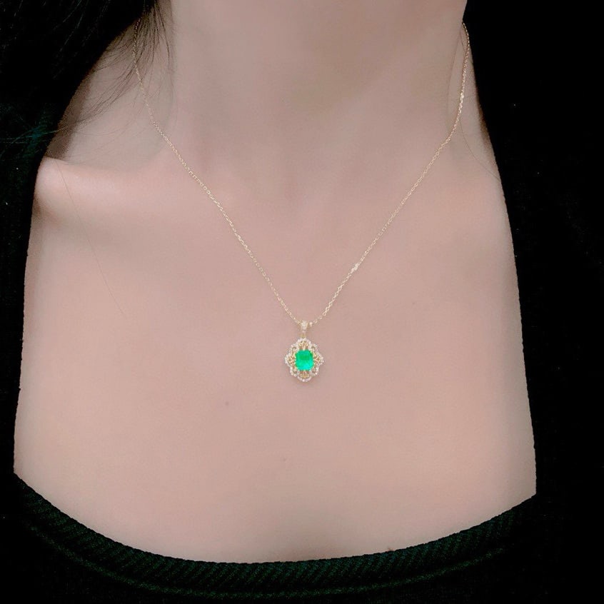 14k Gold 0.92 Ctw Natural Emerald & Diamond Pendant( Without Chain ) - 6