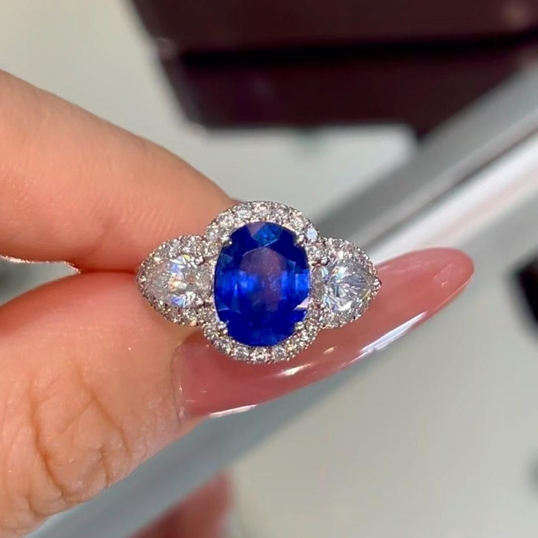 14k Gold 4.40 Ctw Natural Sapphire & Diamond Ring (1 of 6)