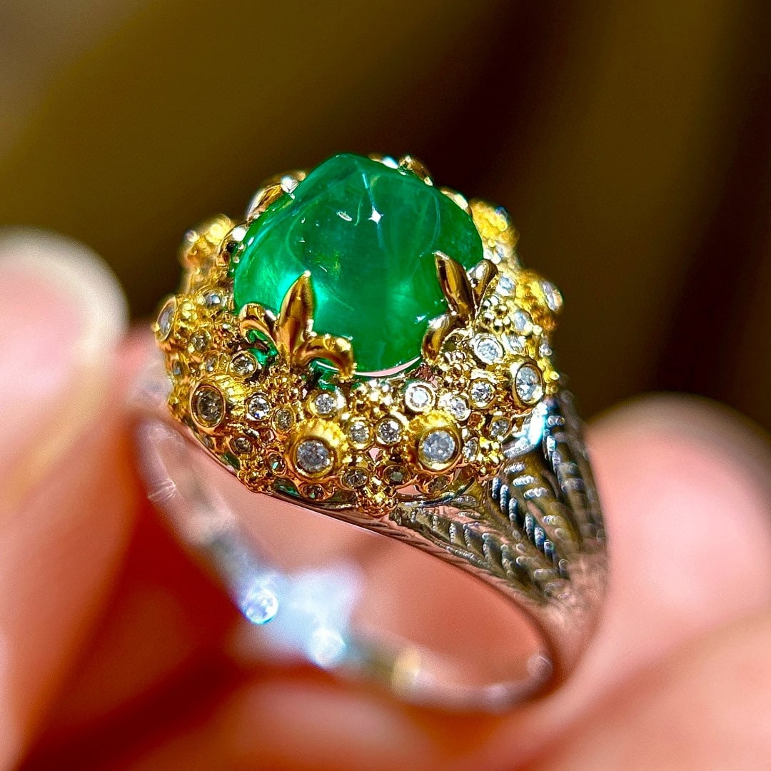 14k Gold 2.30 Ctw Natural Emerald & Diamond Ring - 6