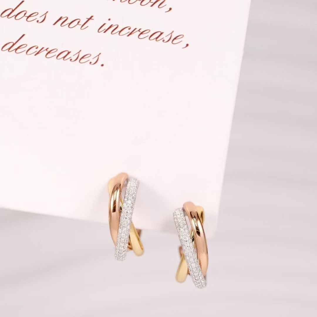 14k Gold 0.50 Ct Natural H Diamond Earrings: Ref:231157185 // gold content:14k gold // main gemstone:diamond // shape:round // carat weight:0. 50ct // clarity grade:vs-si // color:h // treatment:natural // cut grade:g // Condition: New Low Estim