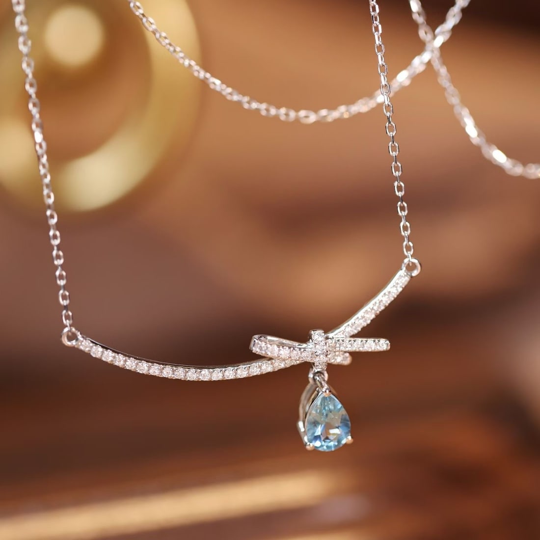 14k Gold 0.62 Ctw Natural Aquamarine & Diamond Necklace - 4