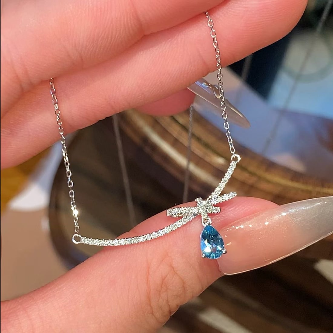 14k Gold 0.62 Ctw Natural Aquamarine & Diamond Necklace - 7