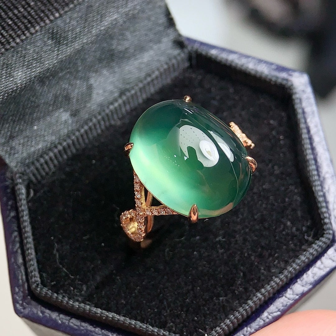 14k Gold 12.3 Ct Natural Prehnite & Diamond Ring - 2