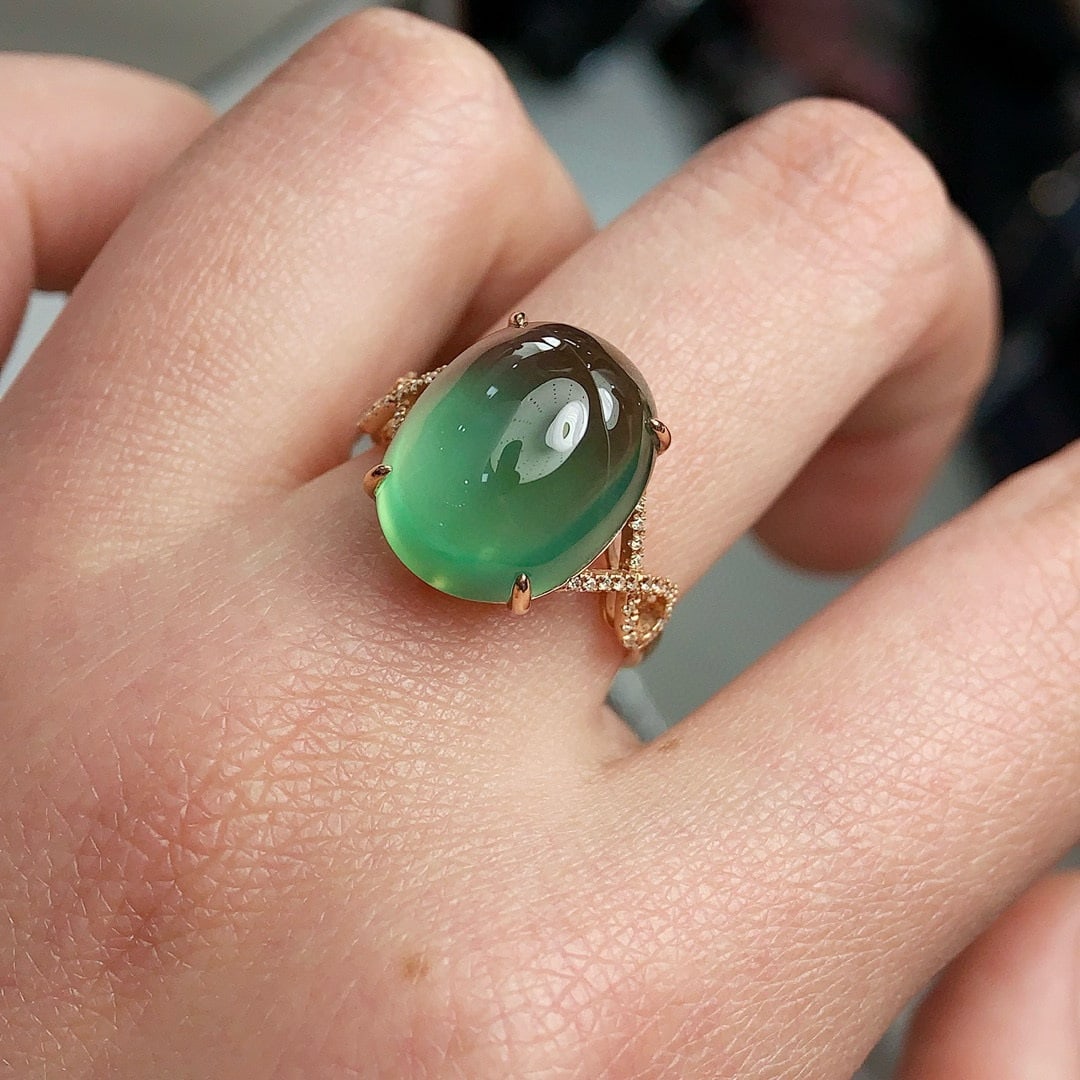 14k Gold 12.3 Ct Natural Prehnite & Diamond Ring - 4