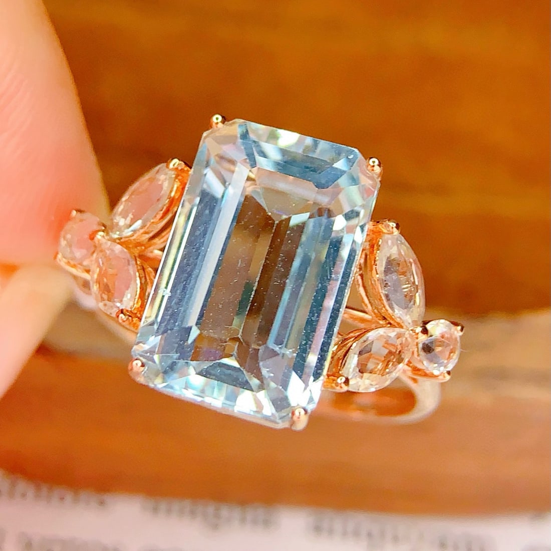 14k Gold 5.7 Ct Natural Aquamarine & Sapphire Ring - 6