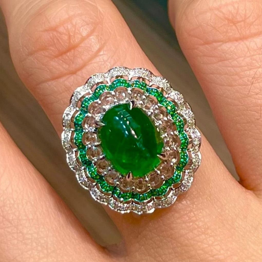 14k Gold 3.2 Ct Natural Emerald & Diamond Ring: Ref:231157214 // gold content:14k gold // ring size:7. 25us // // main gemstone:emerald // shape:oval // carat weight:3. 2ct // color:green // treatment:natural // // adjacent gemstone 2 : diamond // 