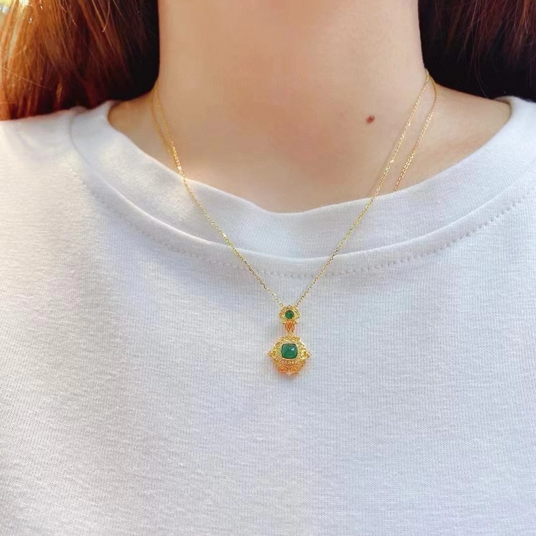14k Gold 0.77 Ctw Natural Emerald & Diamond Pendant( Without Chain ) - 5