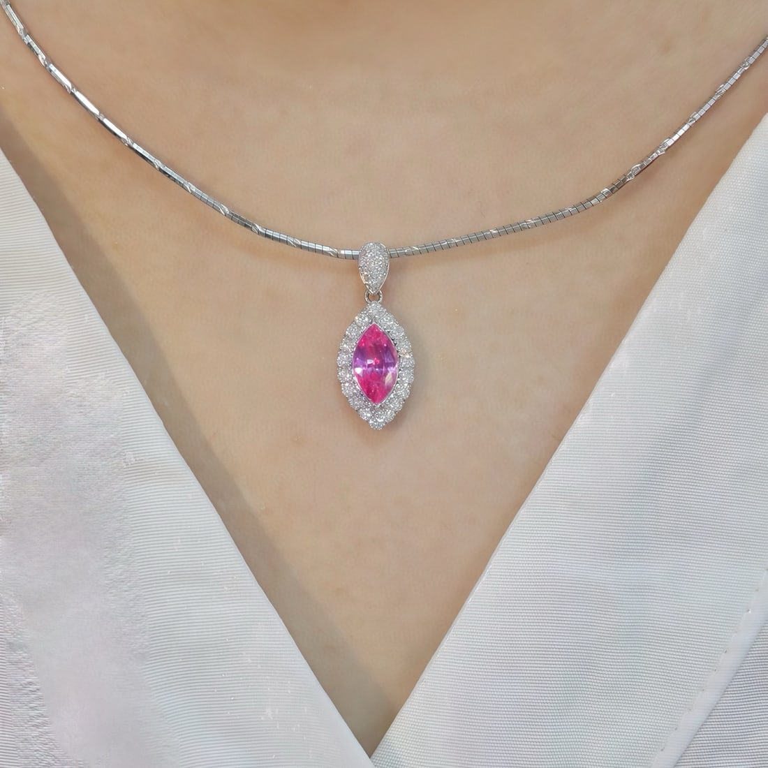 14k Gold 1.35 Ctw Natural Padparadscha Sapphire & Diamond Pendant( Without Chain ) - 5