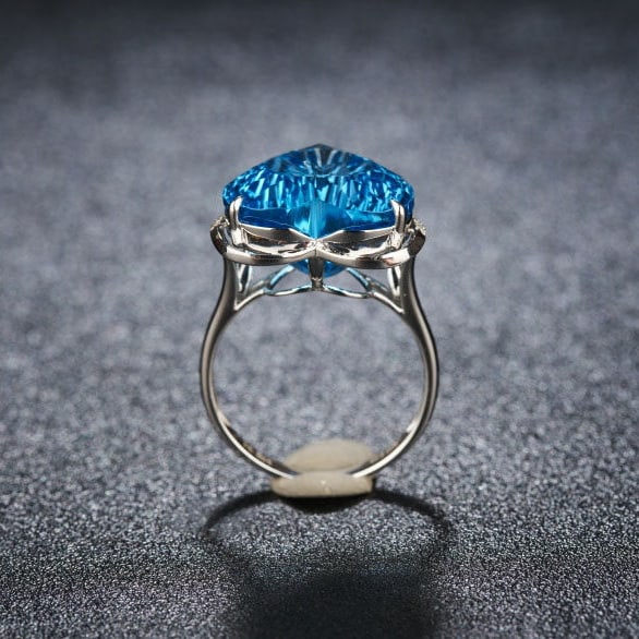 14k Gold 14.8 Ct Natural Topaz & Diamond Ring - 6