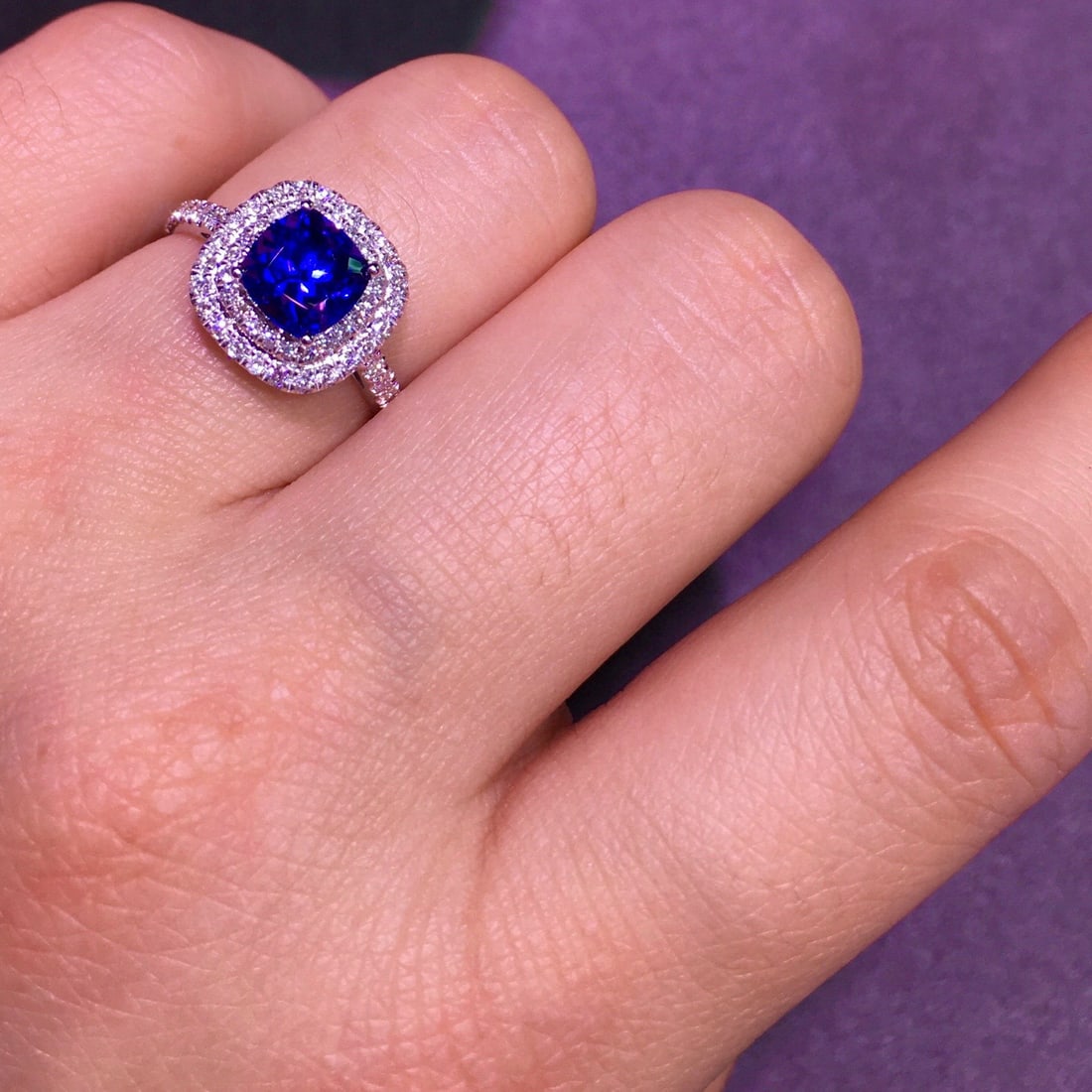 14k Gold 2.01 Ct Natural Tanzanite & Diamond Ring - 7