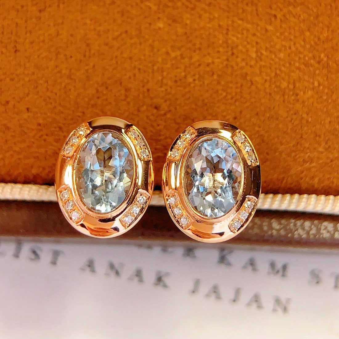 14k Gold 1.6 Ct Natural Aquamarine & Diamond Earrings - 2