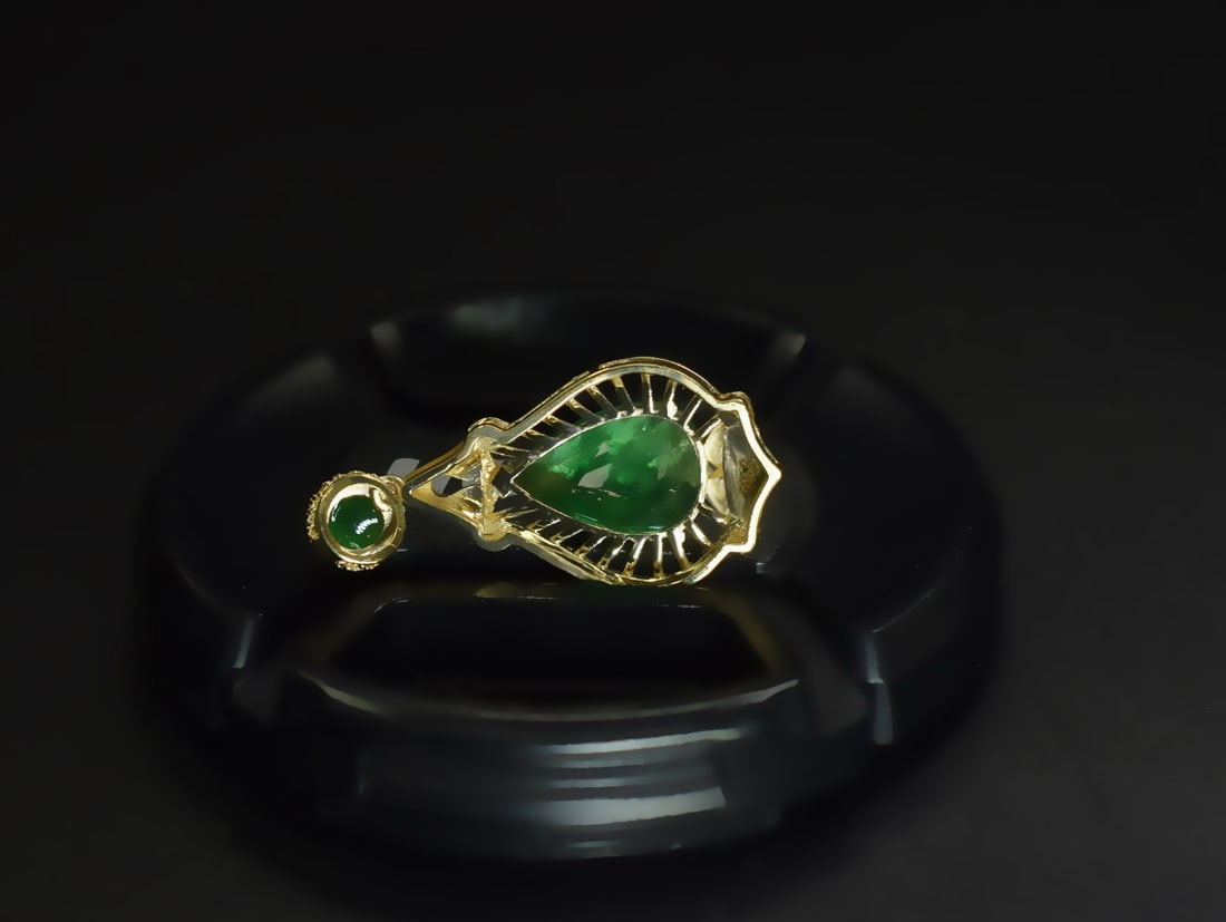 14k Gold 3.28 Ctw Natural Emerald & Tsavorite Pendant( Without Chain ) - 3