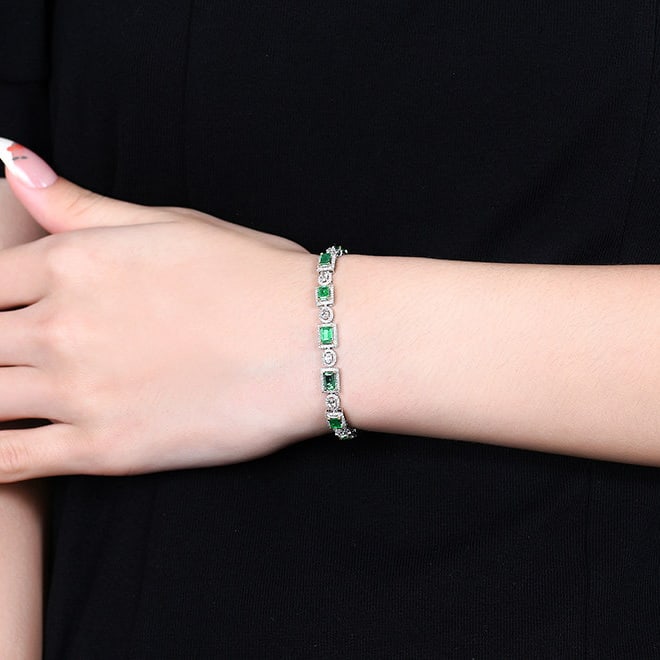 14k Gold 2.24 Ctw Natural Emerald & Diamond Bracelet - 6