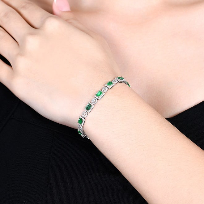 14k Gold 2.24 Ctw Natural Emerald & Diamond Bracelet - 7