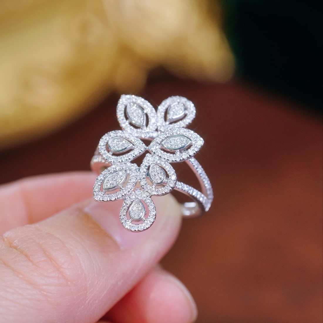 14k Gold 0.70 Ct Natural H Diamond Ring - 5